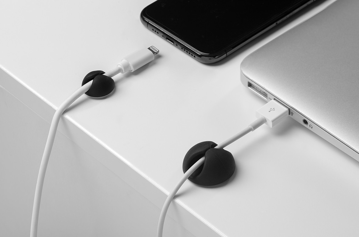 Clip adhesivo para cables / transparente